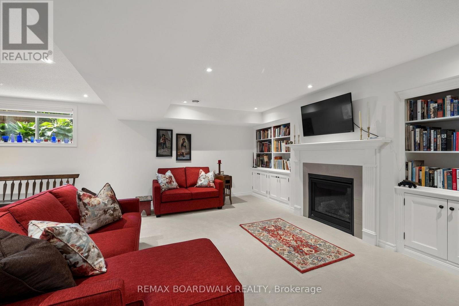 147 Oxford Street W Property Photo 32