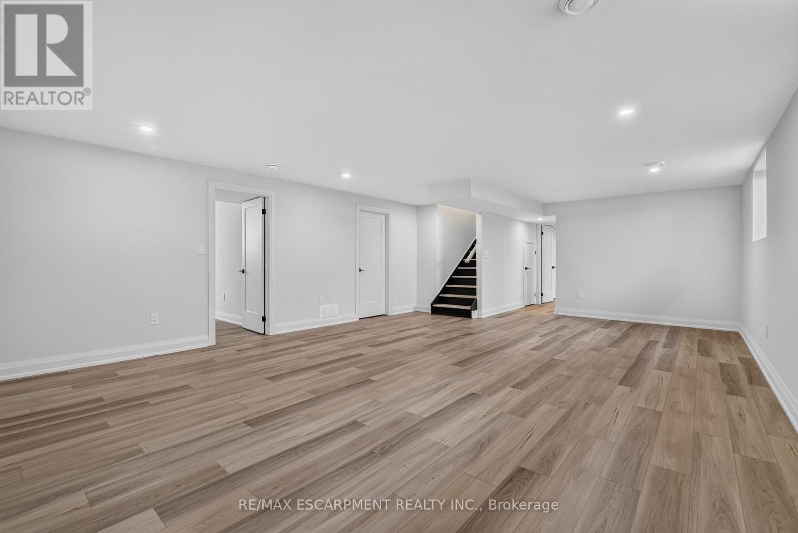 11 Oakley Drive Property Photo 33
