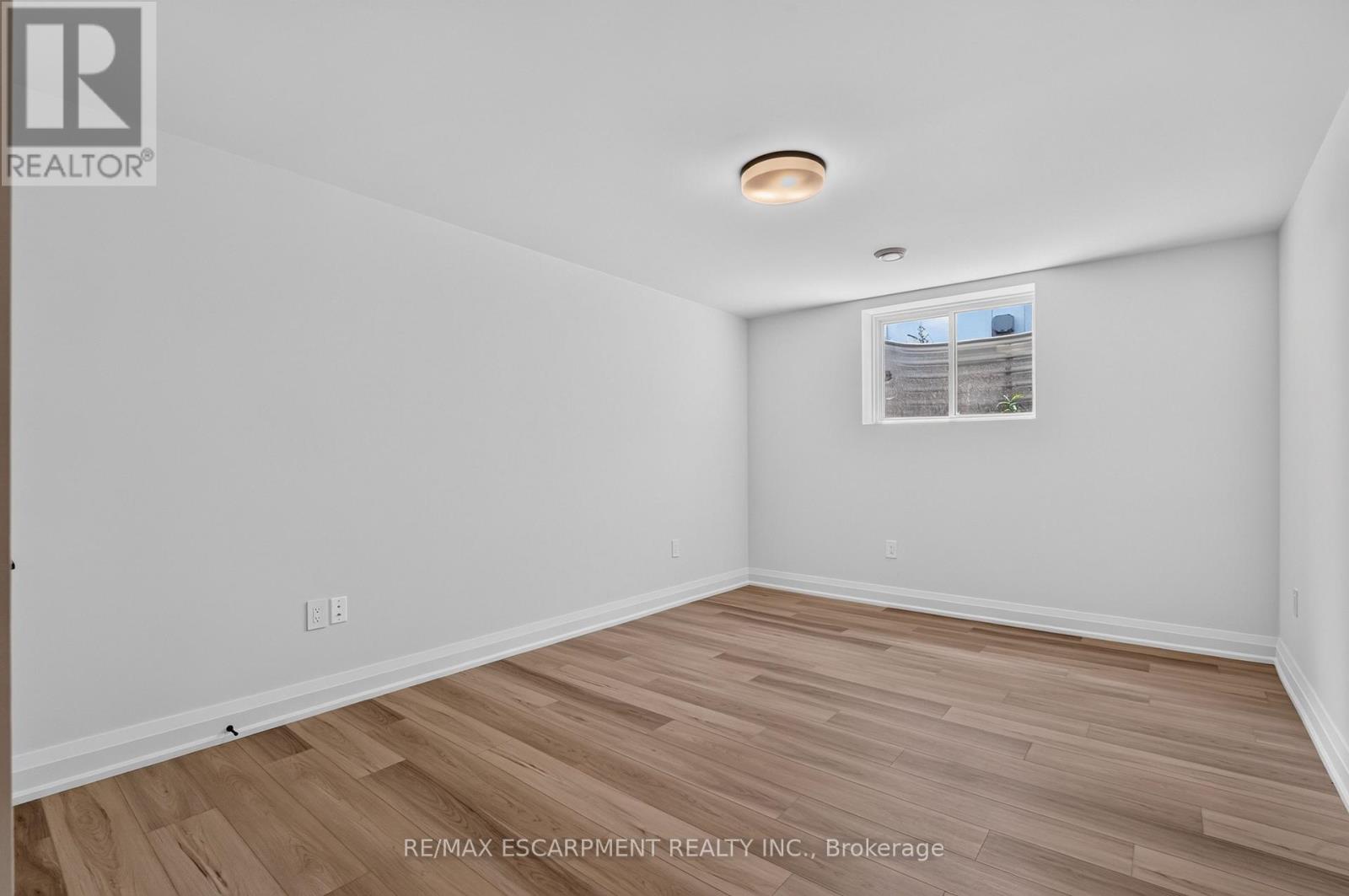 11 Oakley Drive Property Photo 37