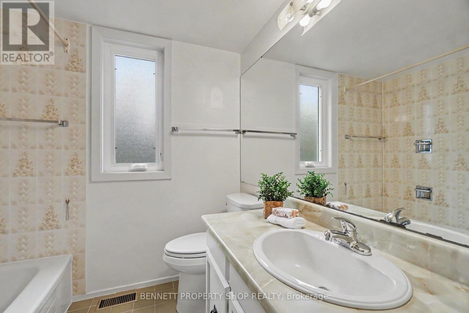 57 Sandhurst Court Property Photo 16