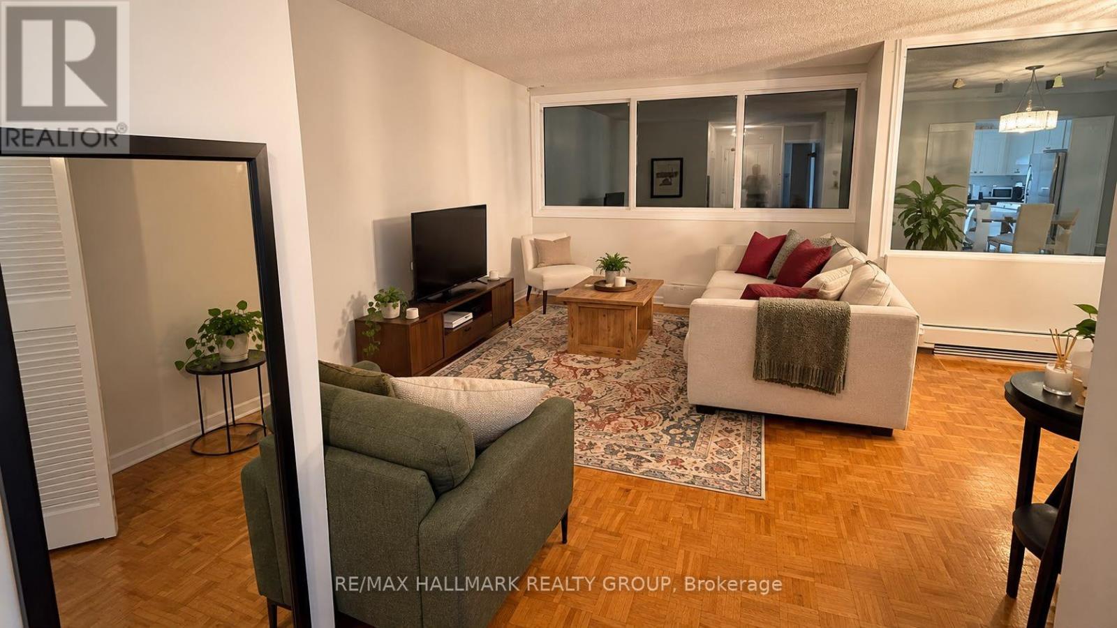 407 - 3360 Southgate Road Property Photo