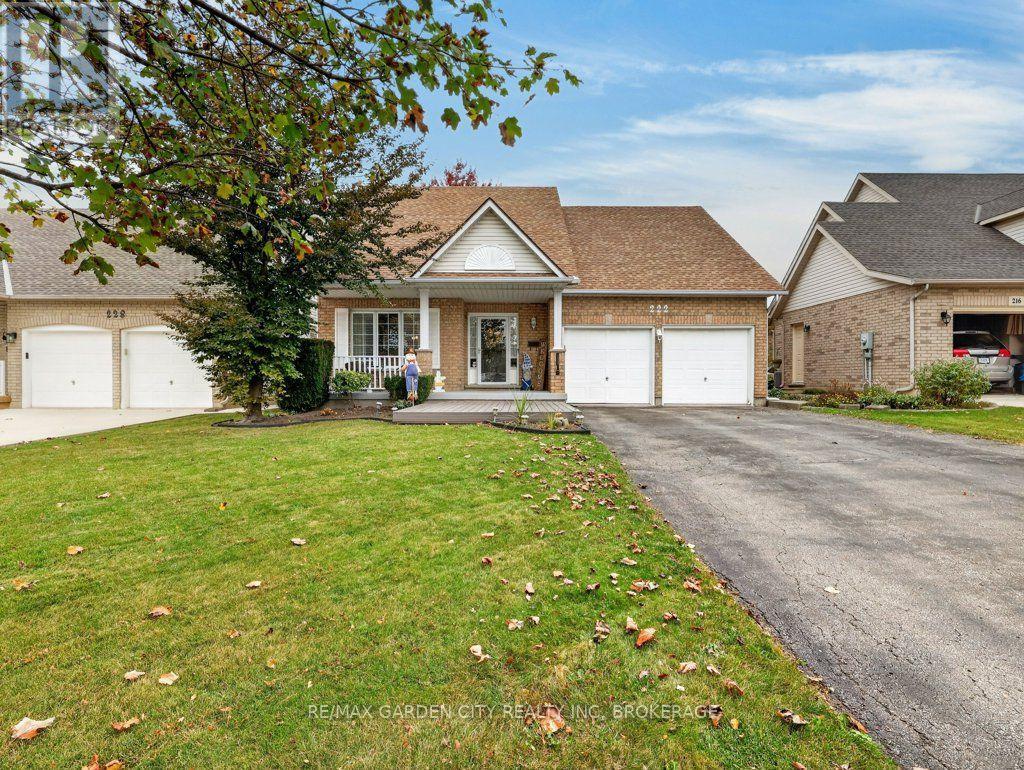 222 SUMMERS DRIVE Property Photo 1