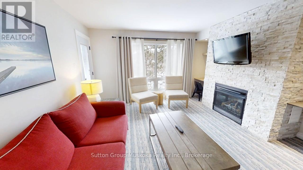 52-305 - 1235 Deerhurst Drive Property Photo 1