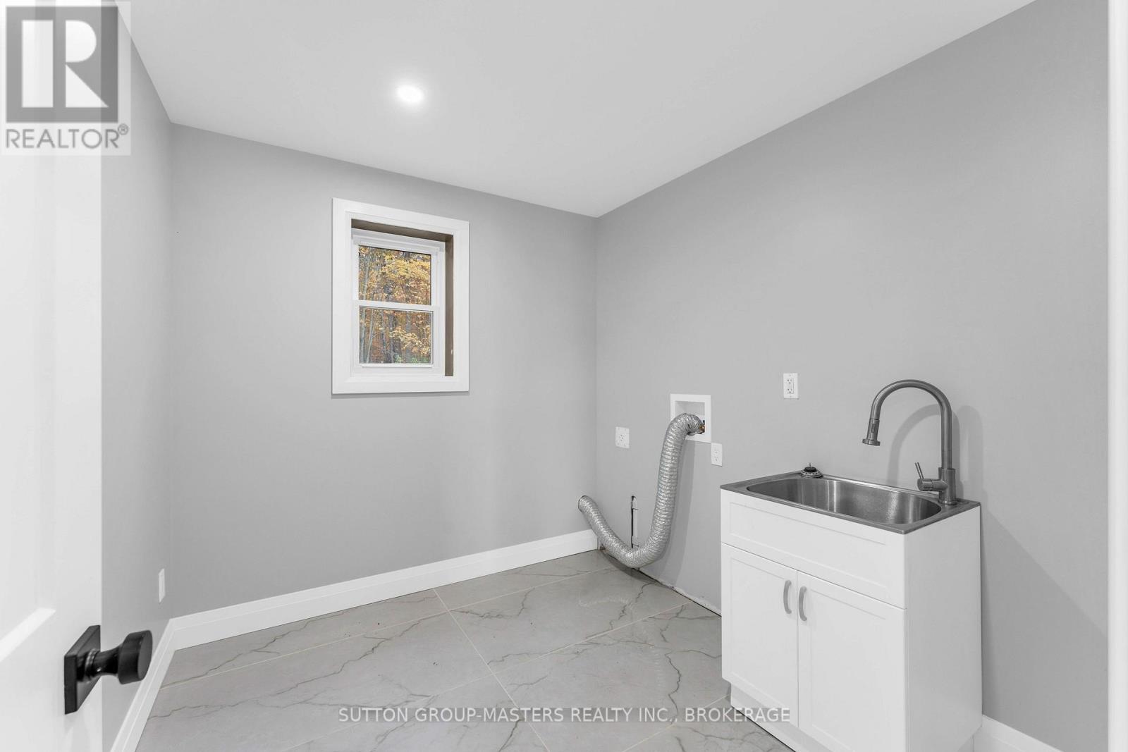 99 Blue Heron Lane Property Photo 28