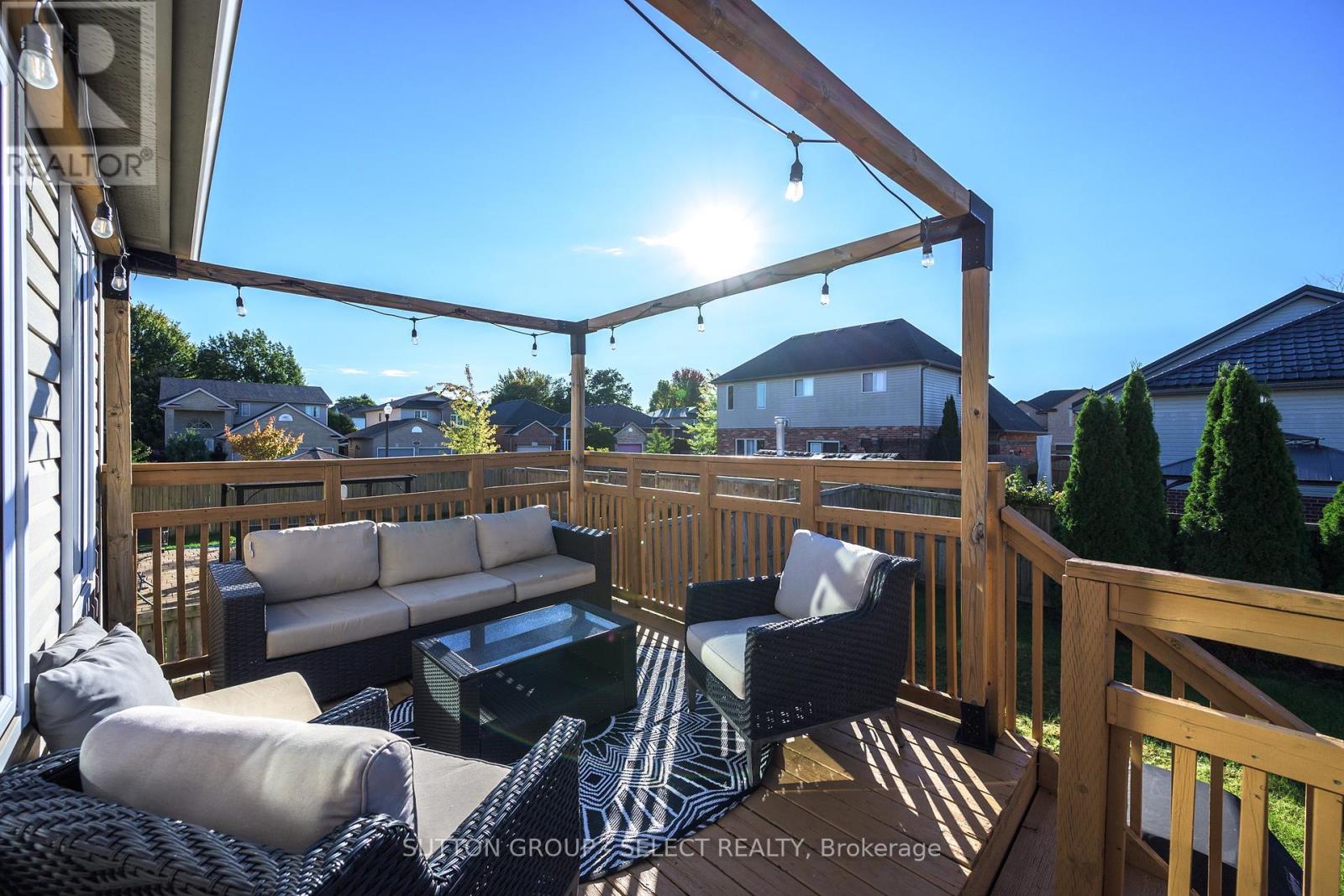 1801 Seymour Crescent Property Photo 36