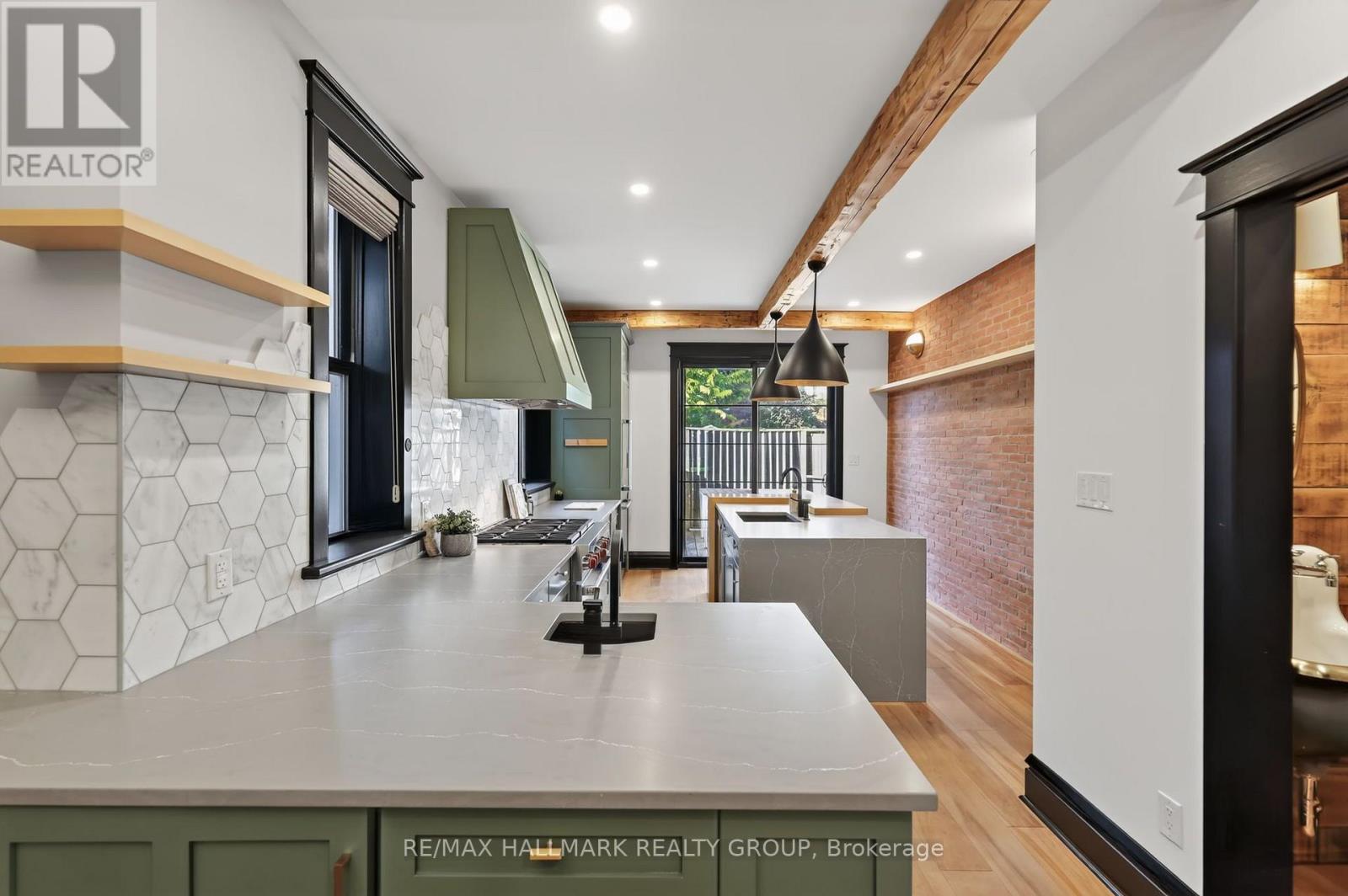 11 Third Avenue Property Photo 17