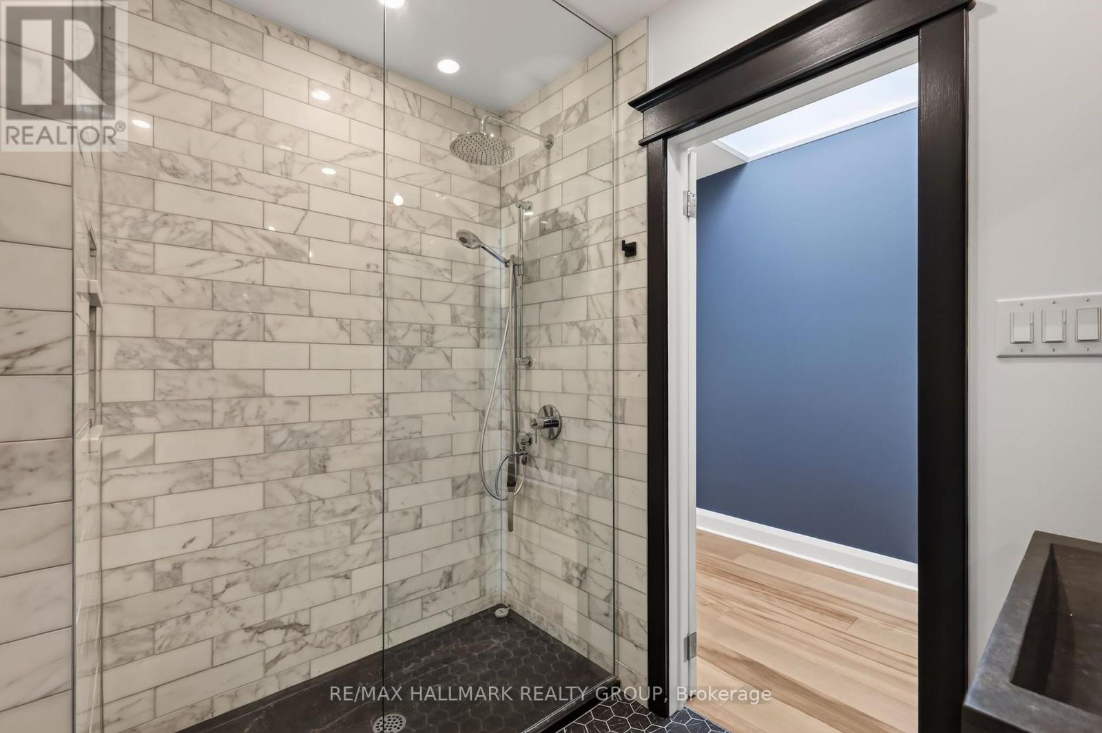 11 Third Avenue Property Photo 30