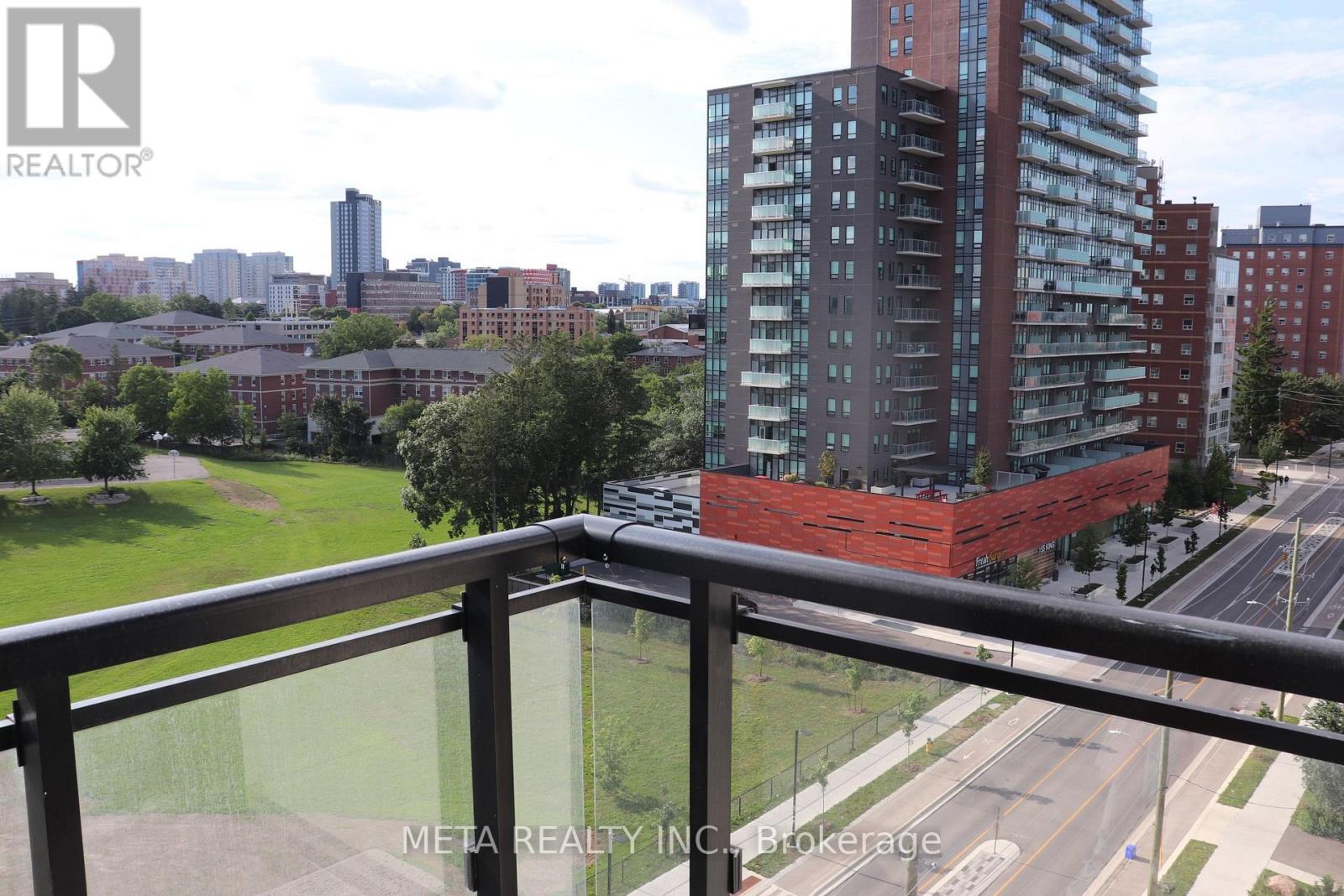 908 - 128 KING STREET Property Photo 1