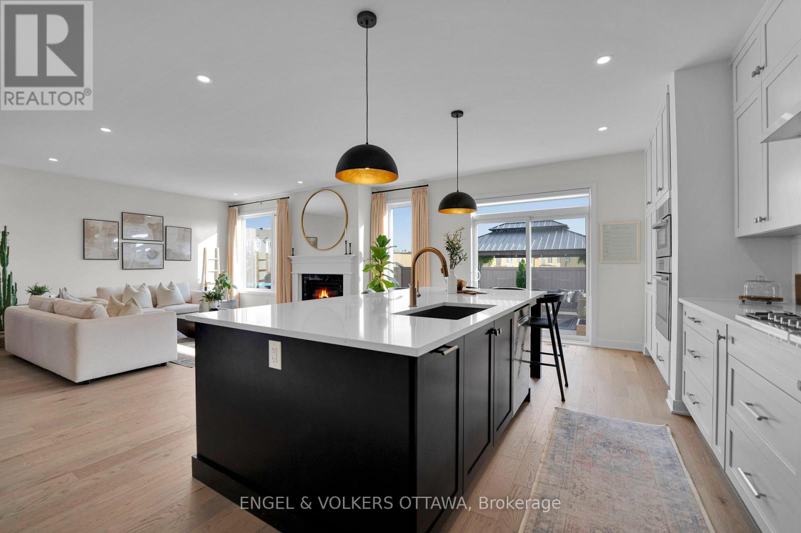 342 Finial Way Property Photo 12