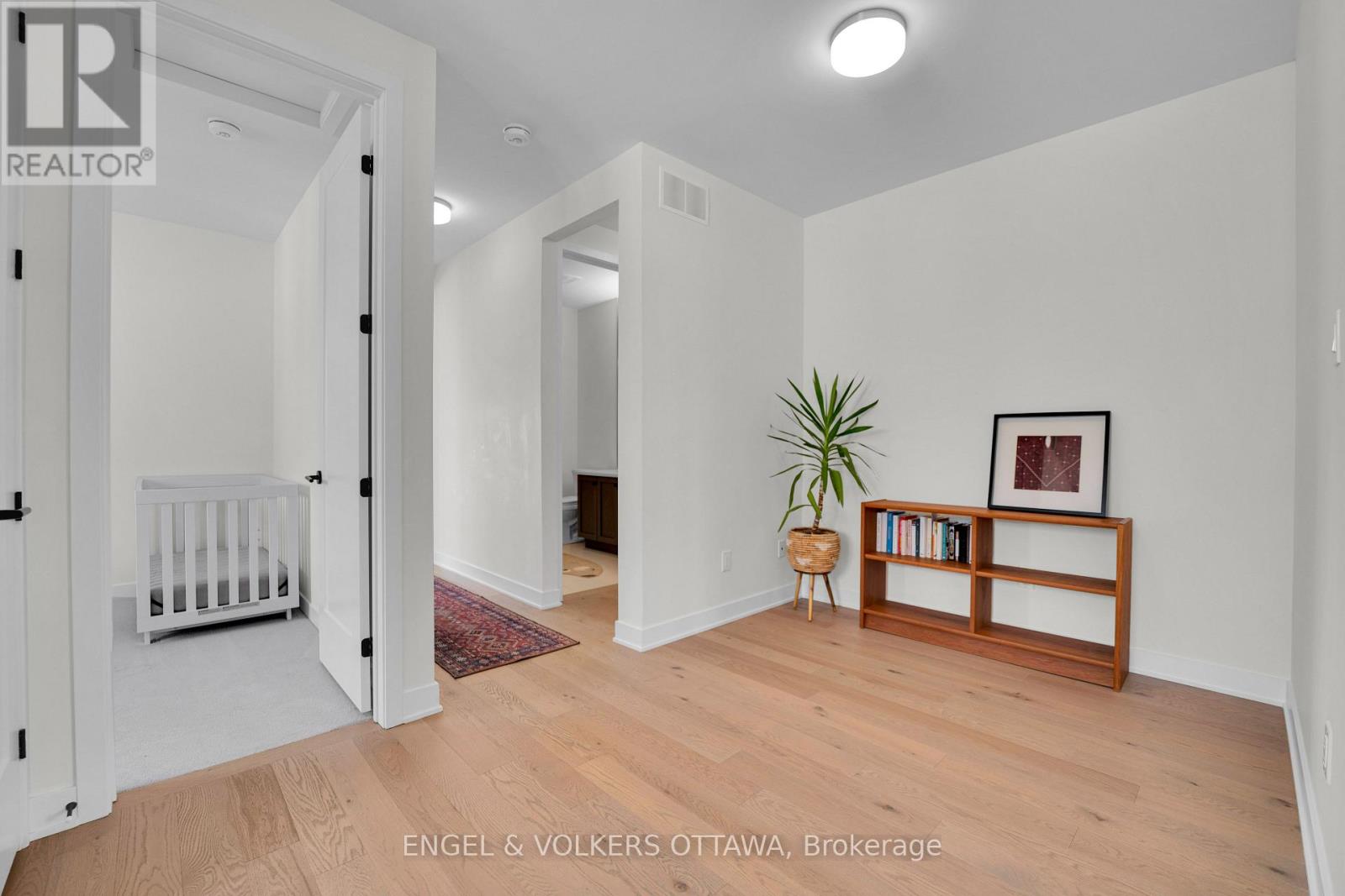 342 Finial Way Property Photo 29