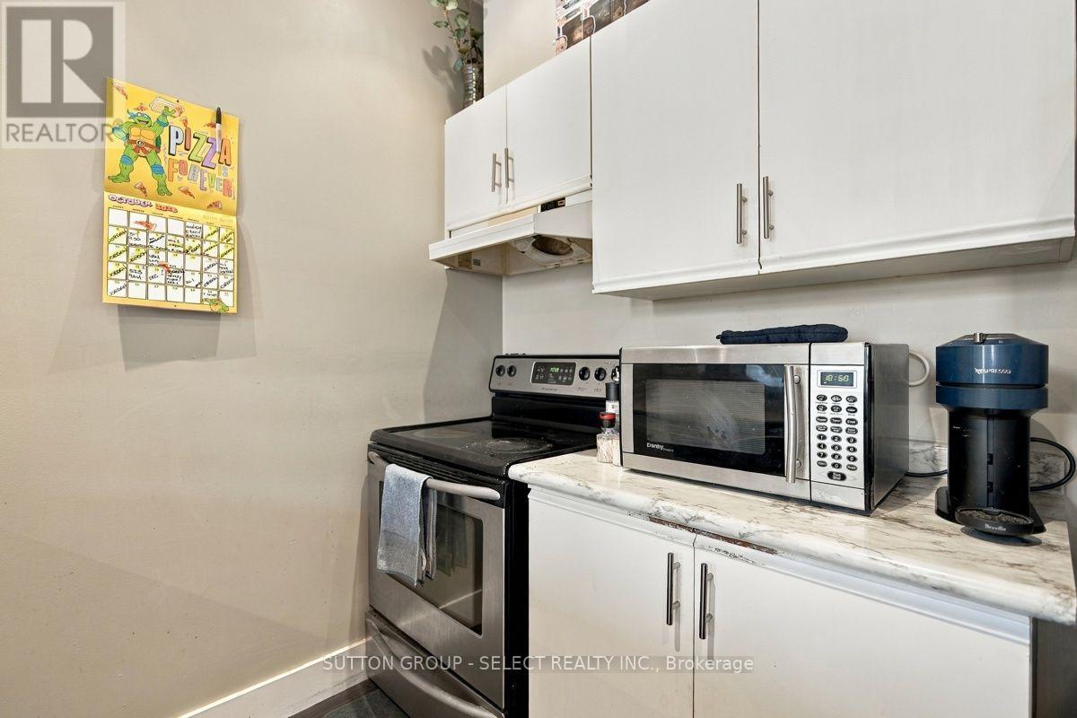 203 - 272 Dundas Street Property Photo 20