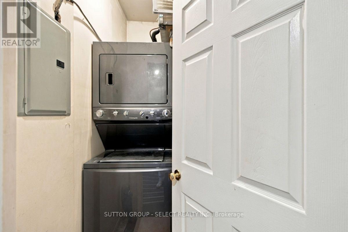 203 - 272 Dundas Street Property Photo 26
