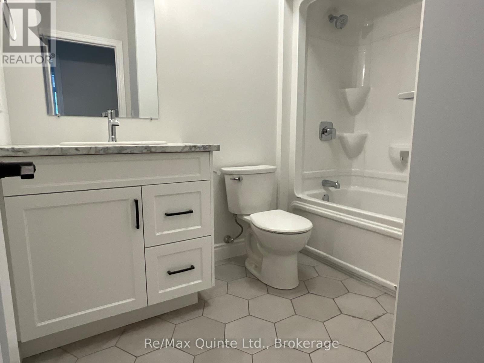 100 Raycroft Drive Property Photo 11