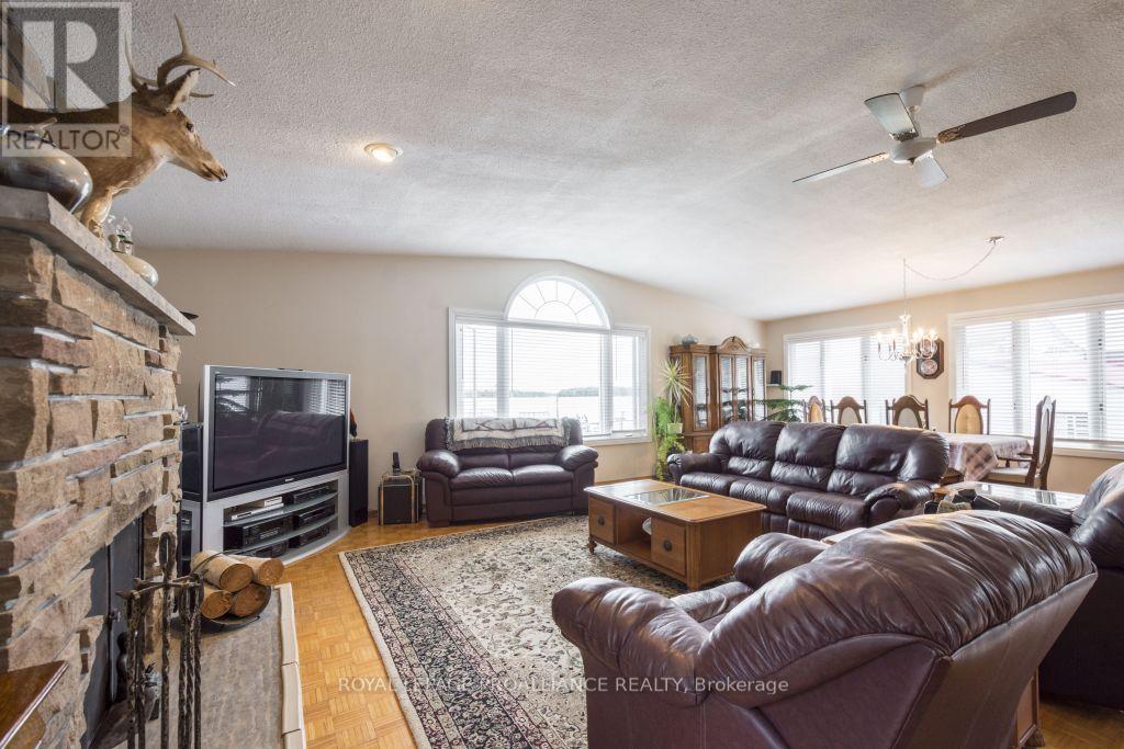 11438 C Loyalist Parkway N Property Photo 13
