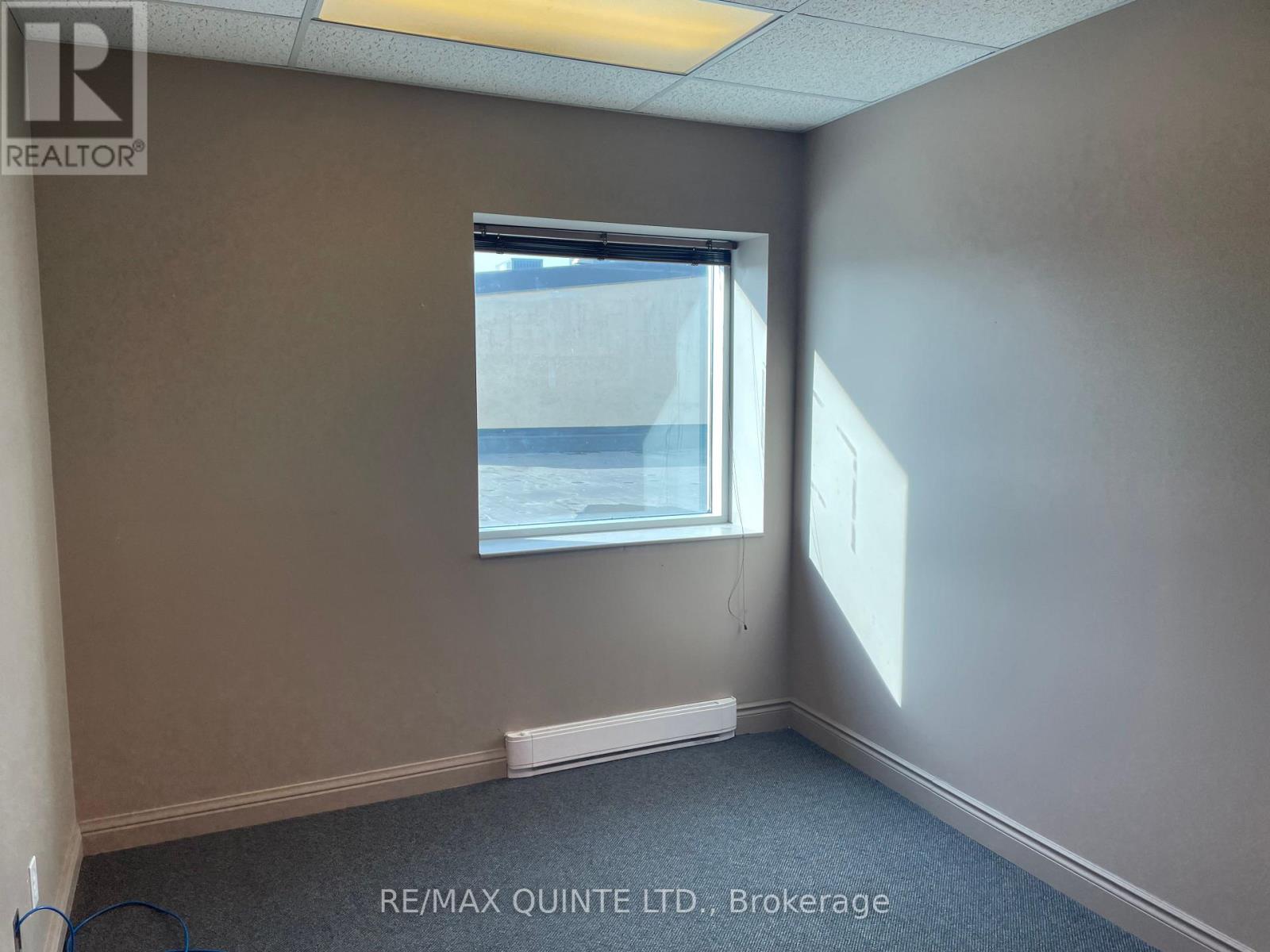 69-71 Dundas Street W Property Photo 17