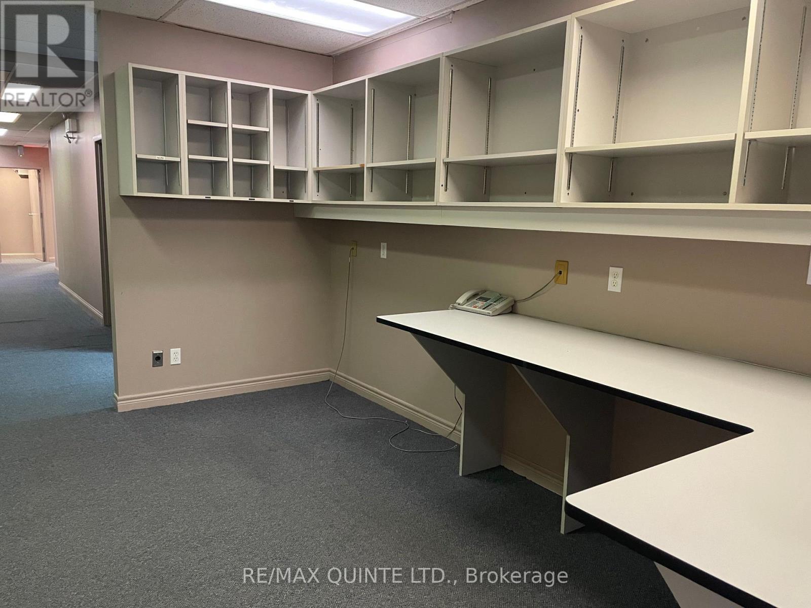 69-71 Dundas Street W Property Photo 23