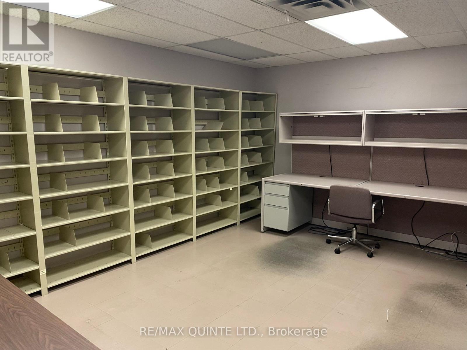 69-71 Dundas Street W Property Photo 24