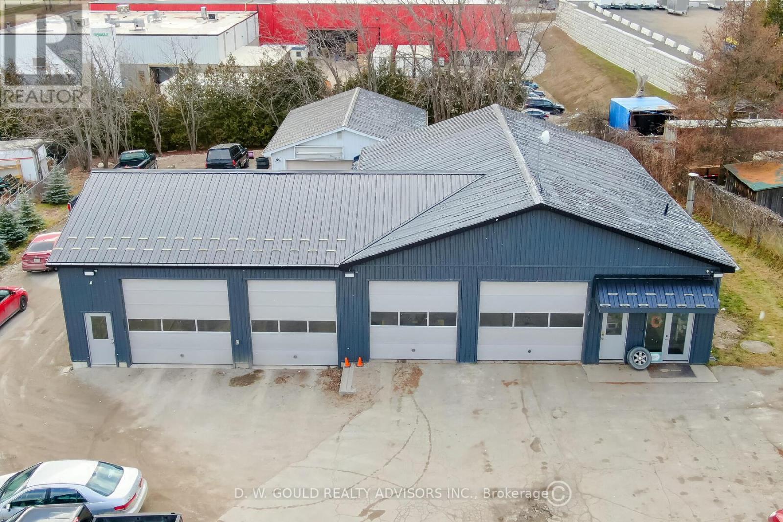 6 Shamrock Road Property Photo 6