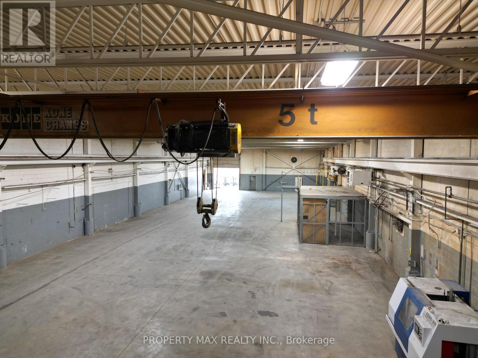 7030-32 Smith Industrial Drive Property Photo 1