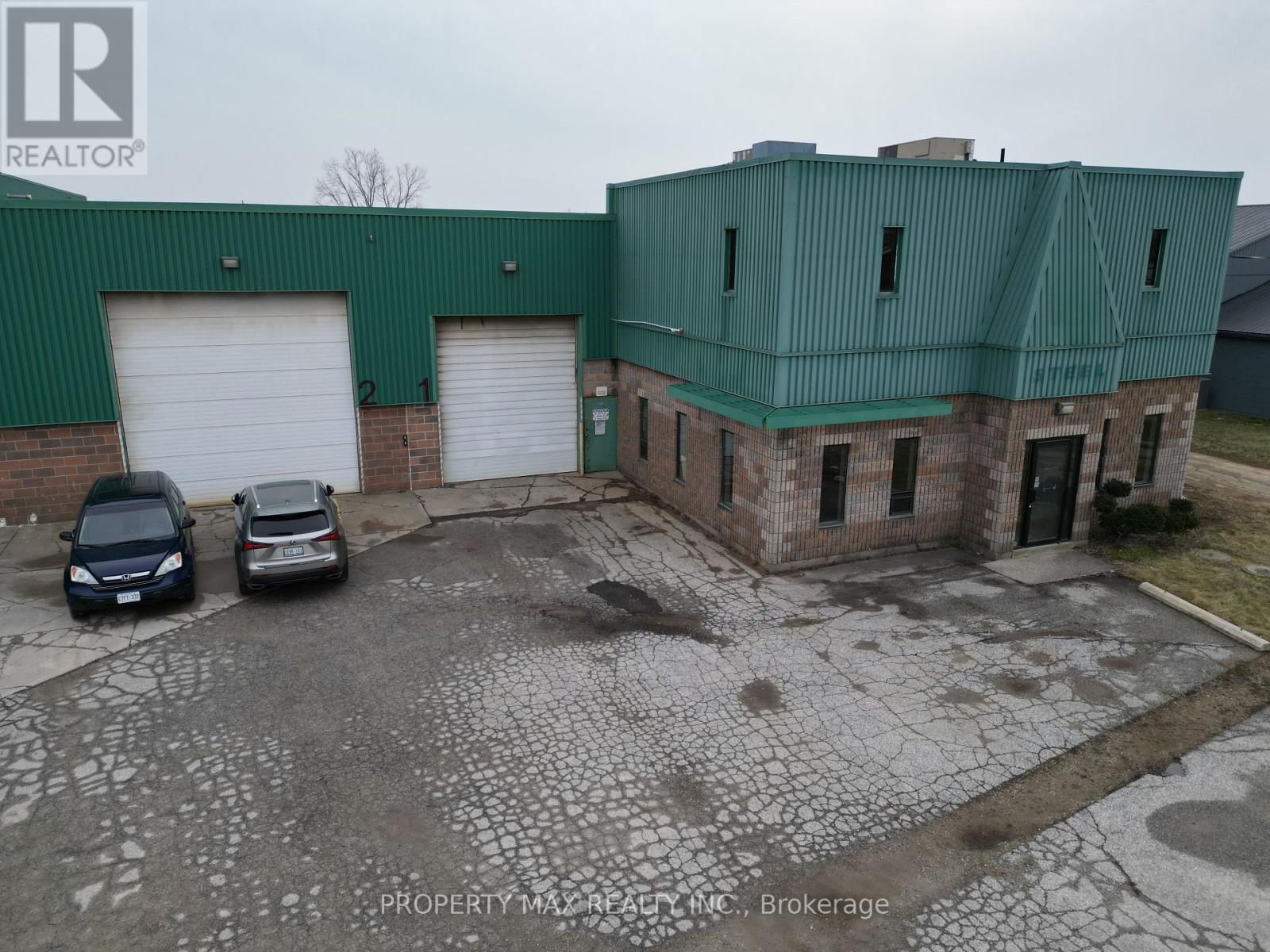 7030-32 Smith Industrial Drive Property Photo 2