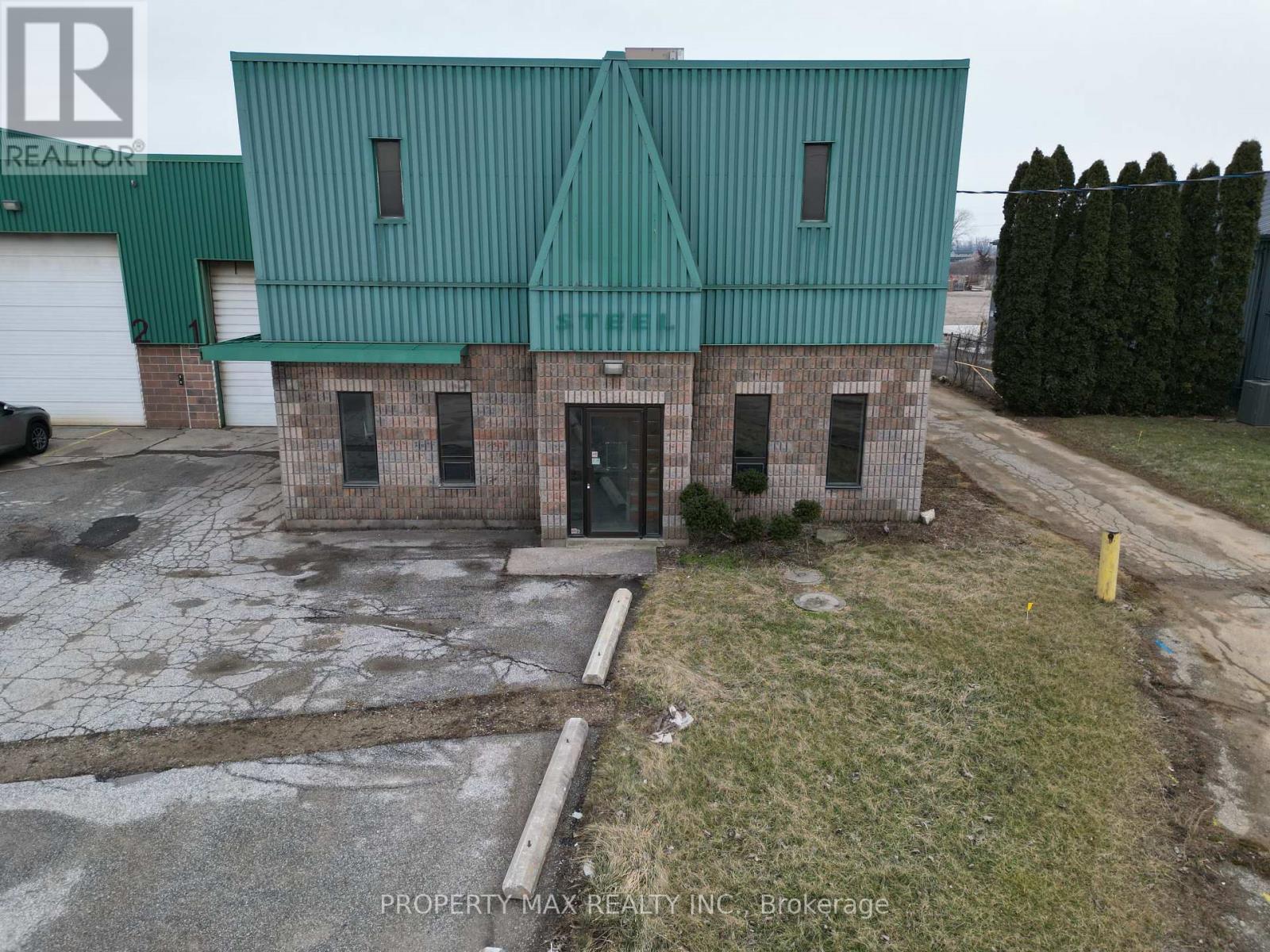 7030-32 Smith Industrial Drive Property Photo 3