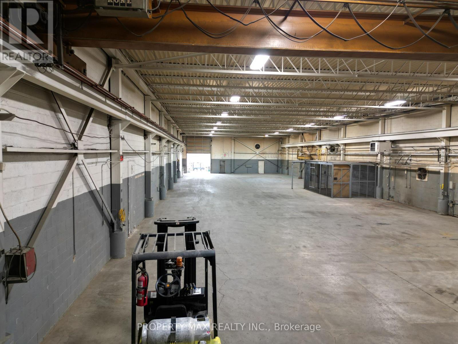 7030-32 Smith Industrial Drive Property Photo 5