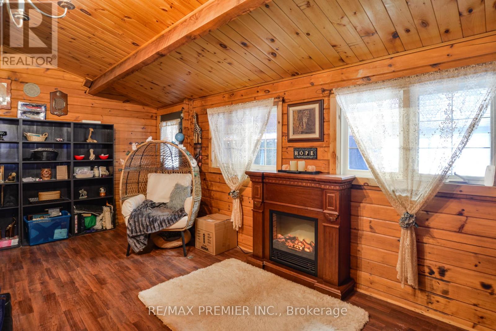 1515 11 Highway S Property Photo 11