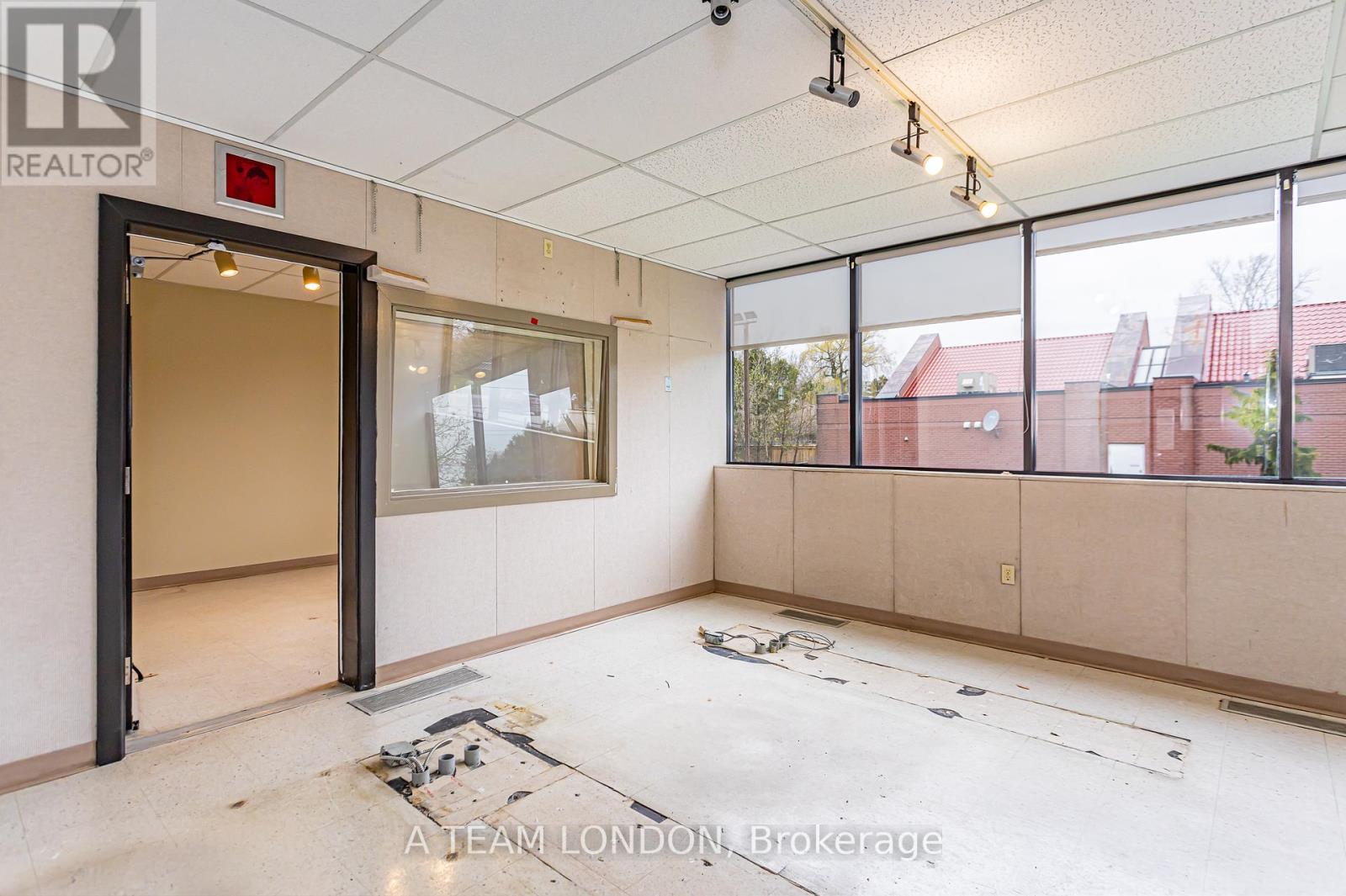 743 Wellington Road Property Photo 12