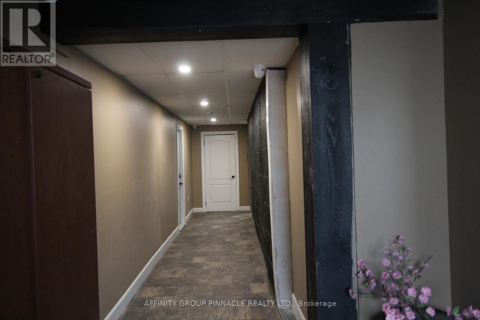 413 Eldon Road Property Photo 9