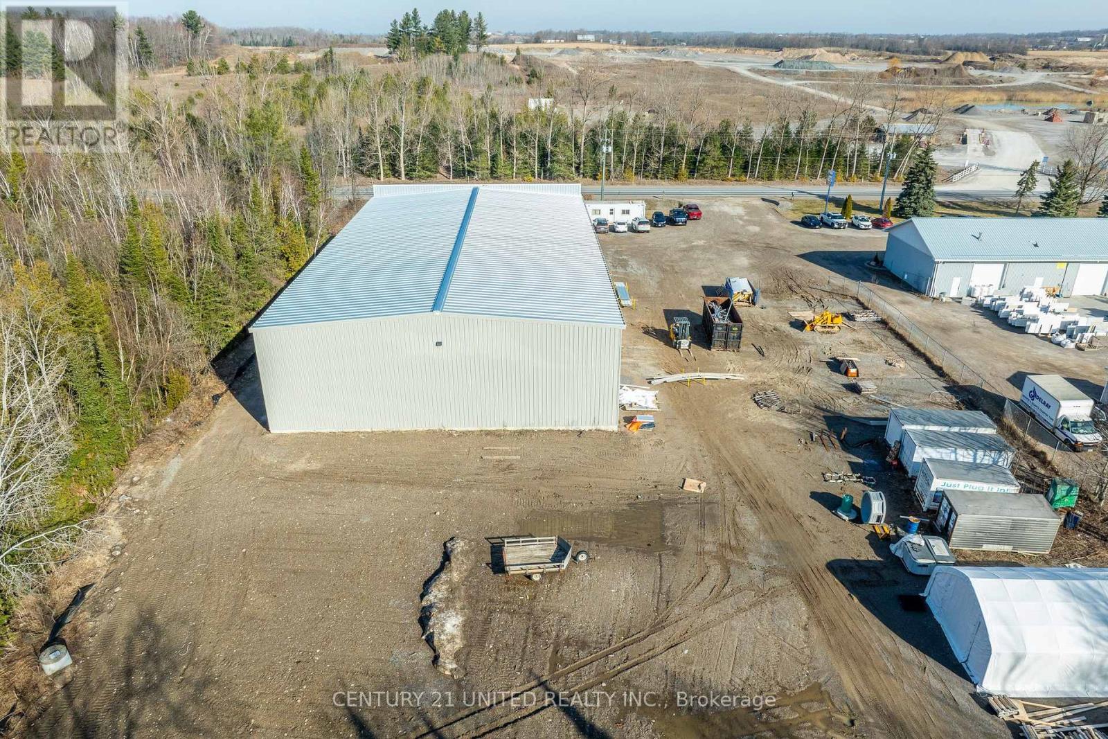 1565 8th Line Property Photo 6