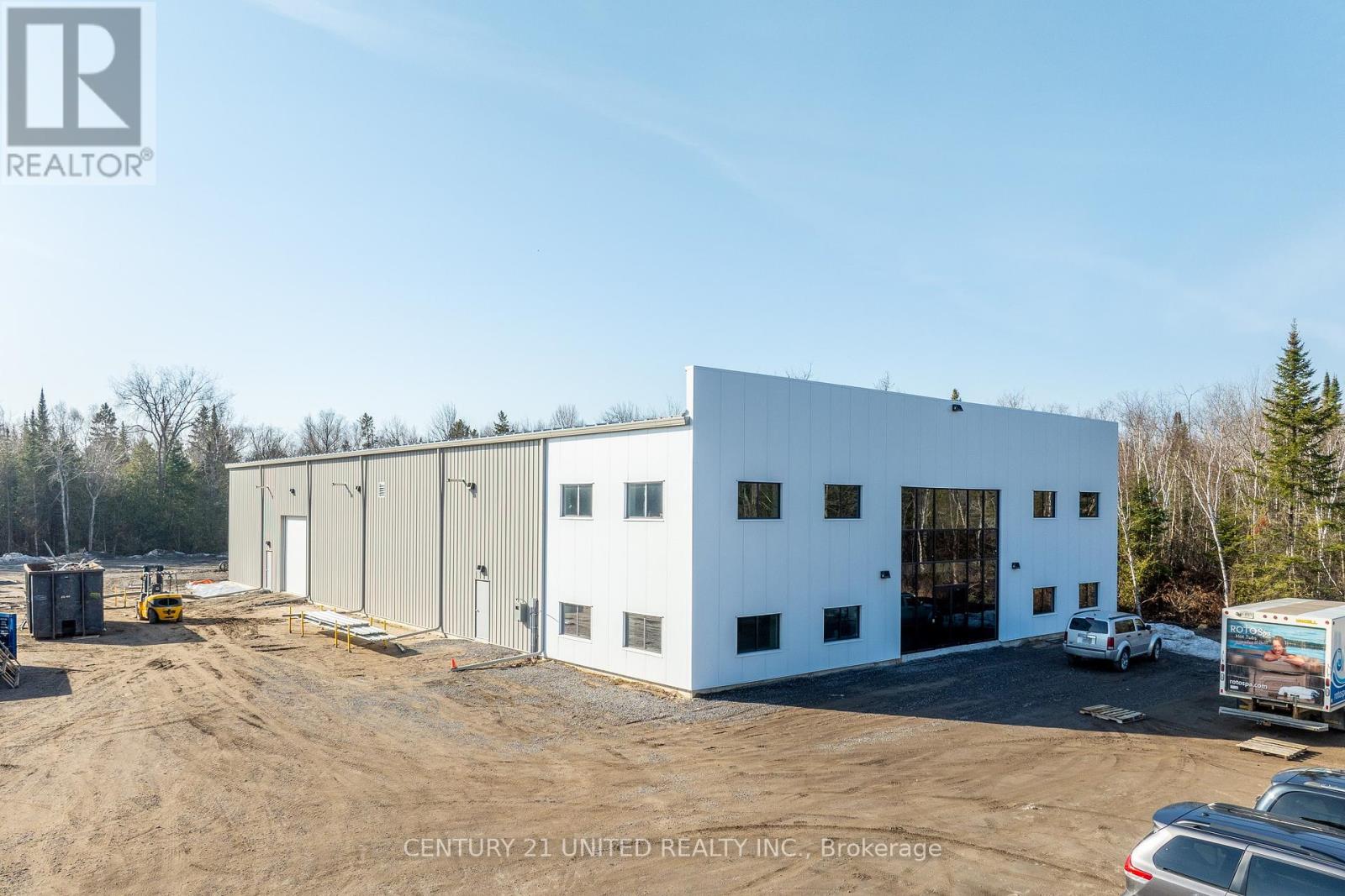 1565 8th Line Property Photo 15