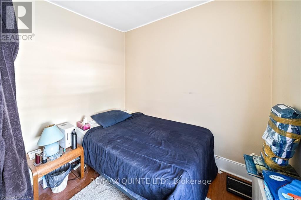 156 Bridge Street E Property Photo 20