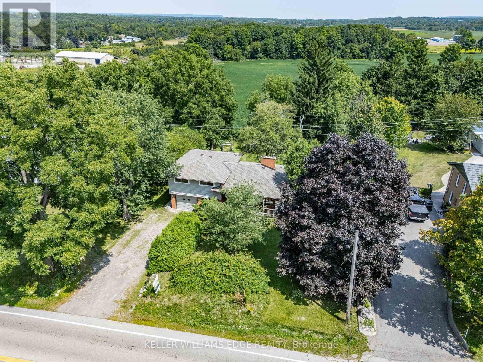 1352 Centre Road Property Photo 1