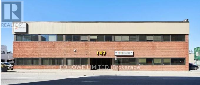 103 - 147 MCINTYRE STREET W Property Photo 1