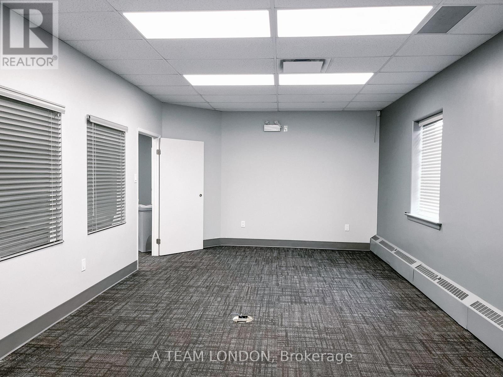 340 Saskatoon Street Property Photo 20