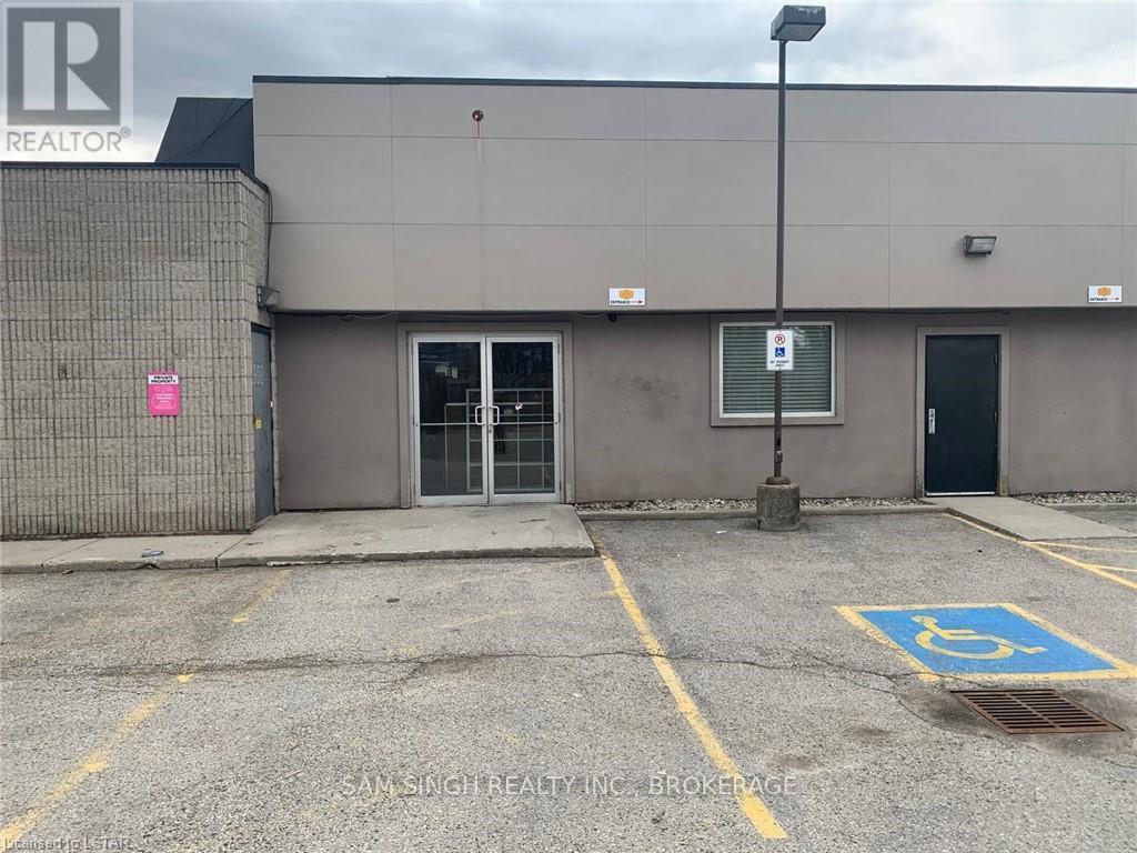 104 - 222 Wellington Street Property Photo 1