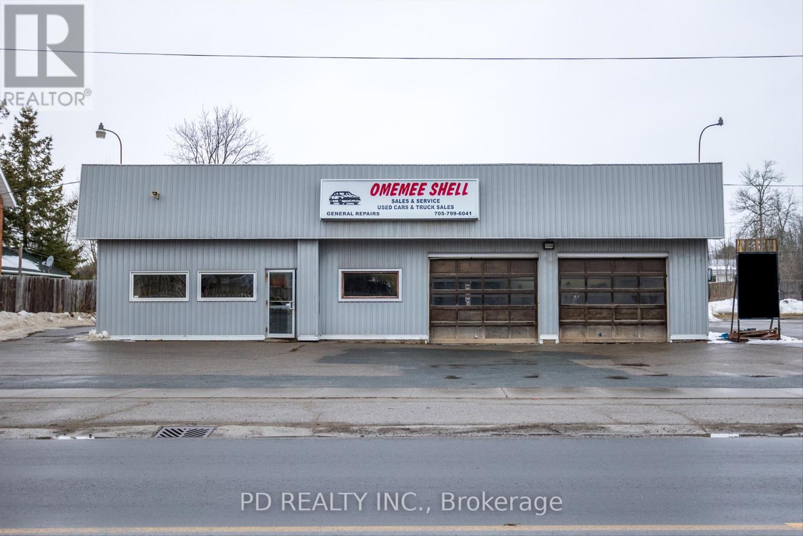 73 King Street E Property Photo 1
