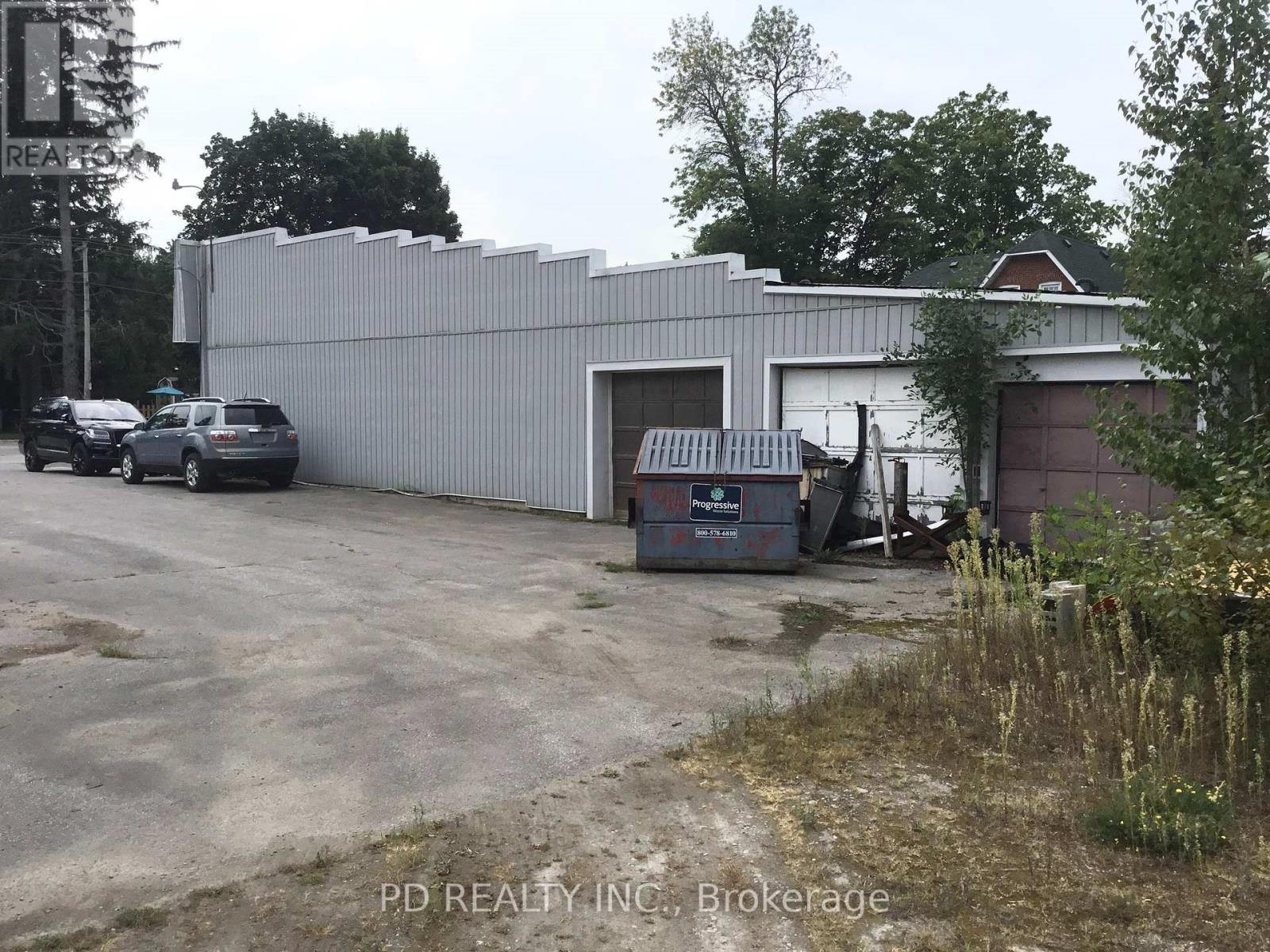 73 King Street E Property Photo 16