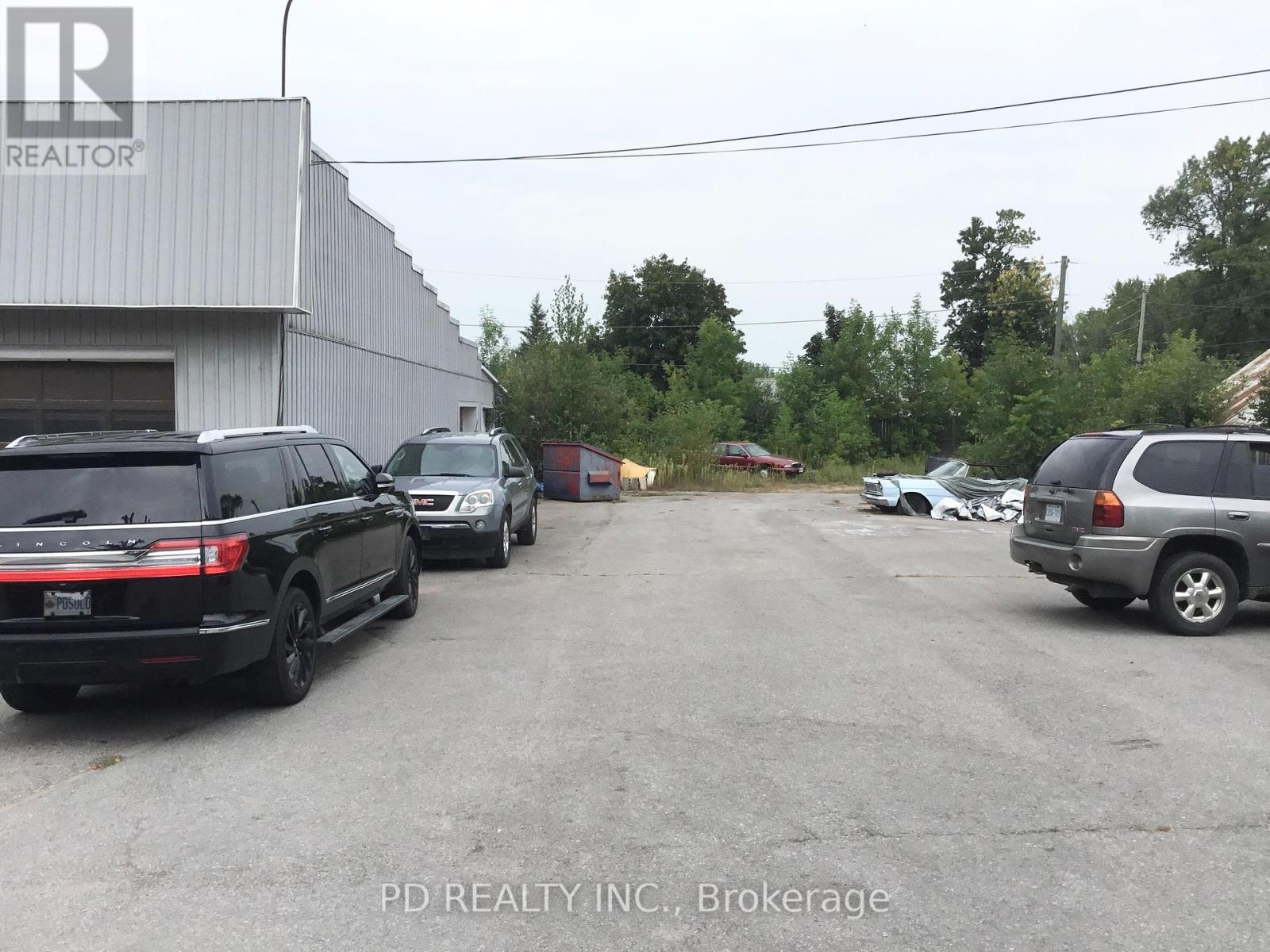 73 King Street E Property Photo 17