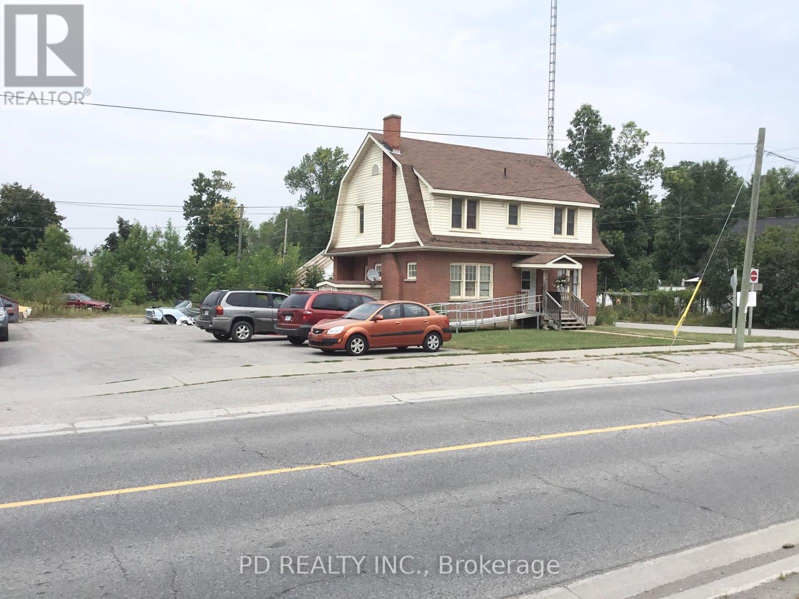 79 King Street E Property Photo 4