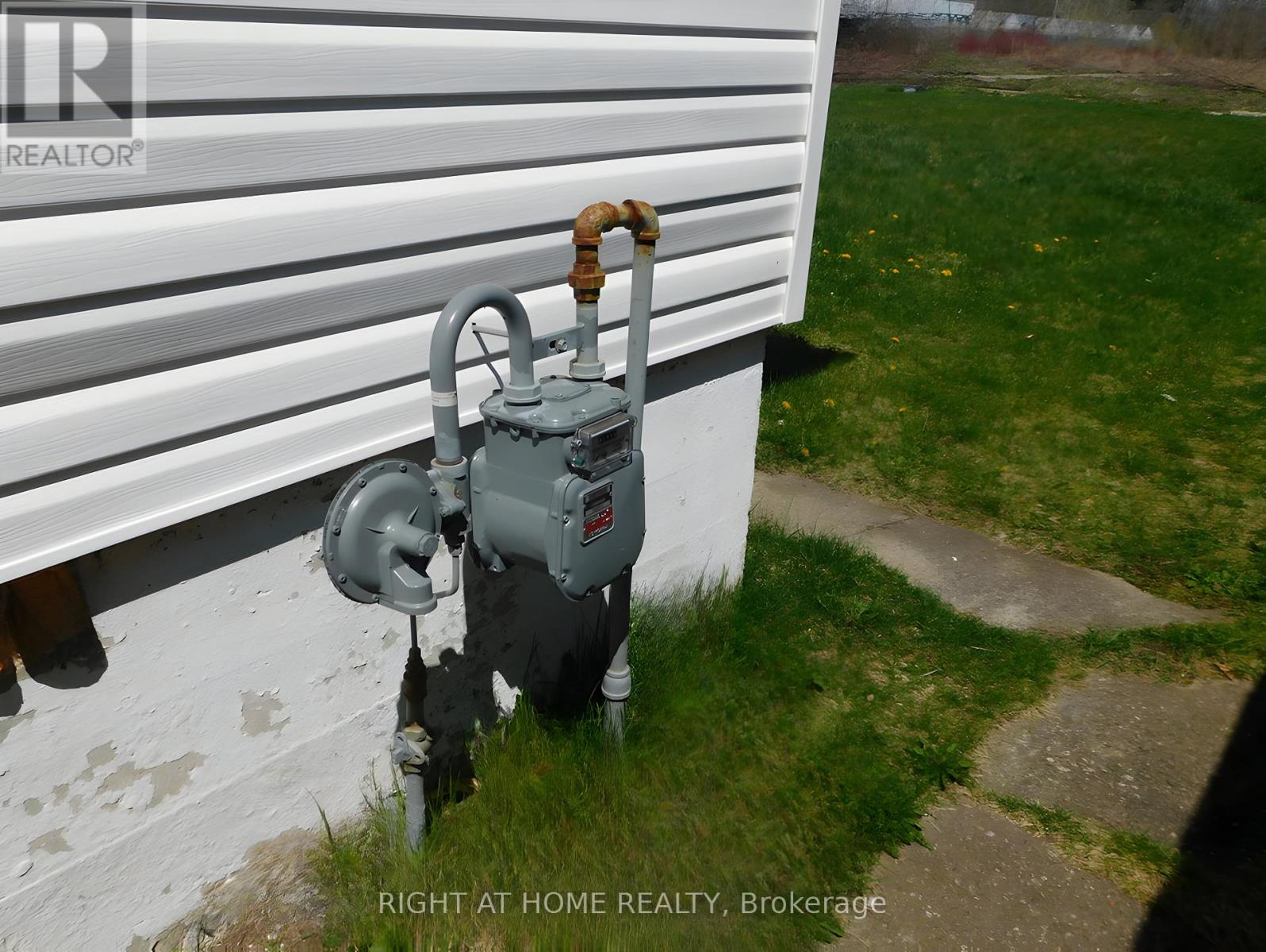 2474 Highway 24 Property Photo 12