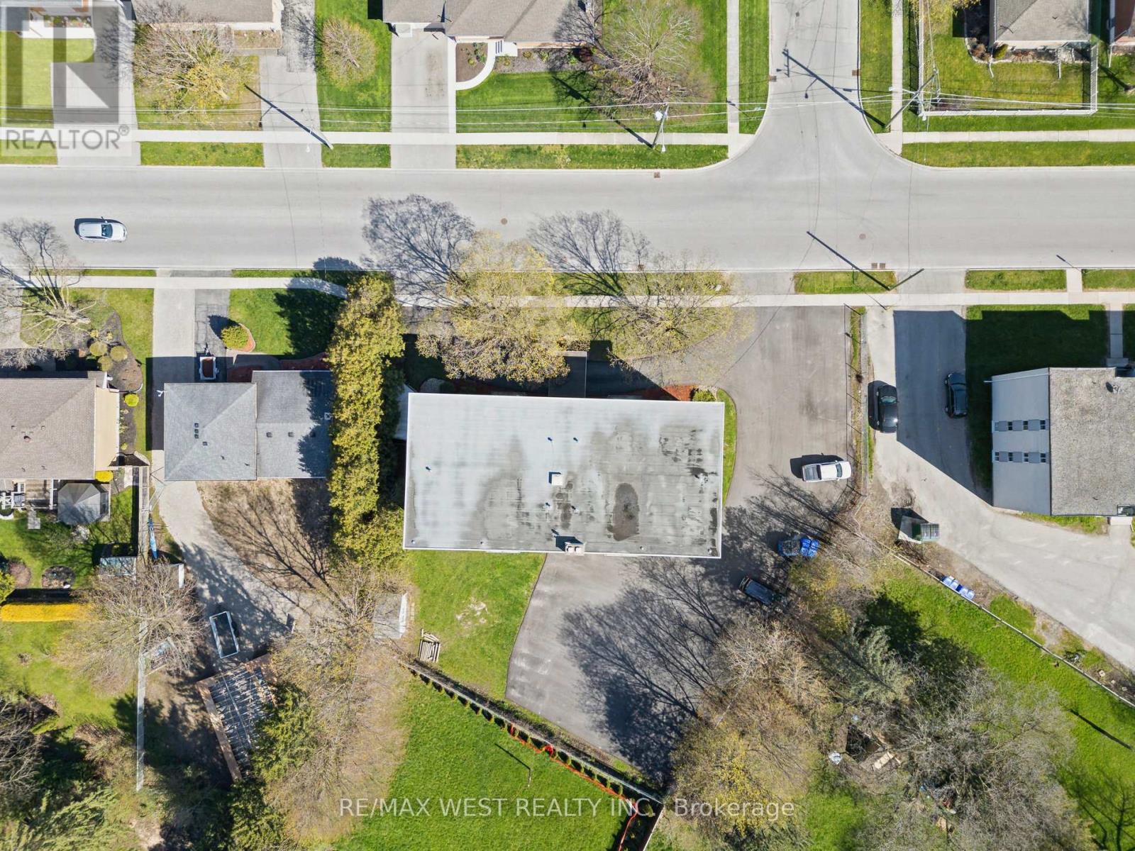 770 Hughson Street Property Photo 7