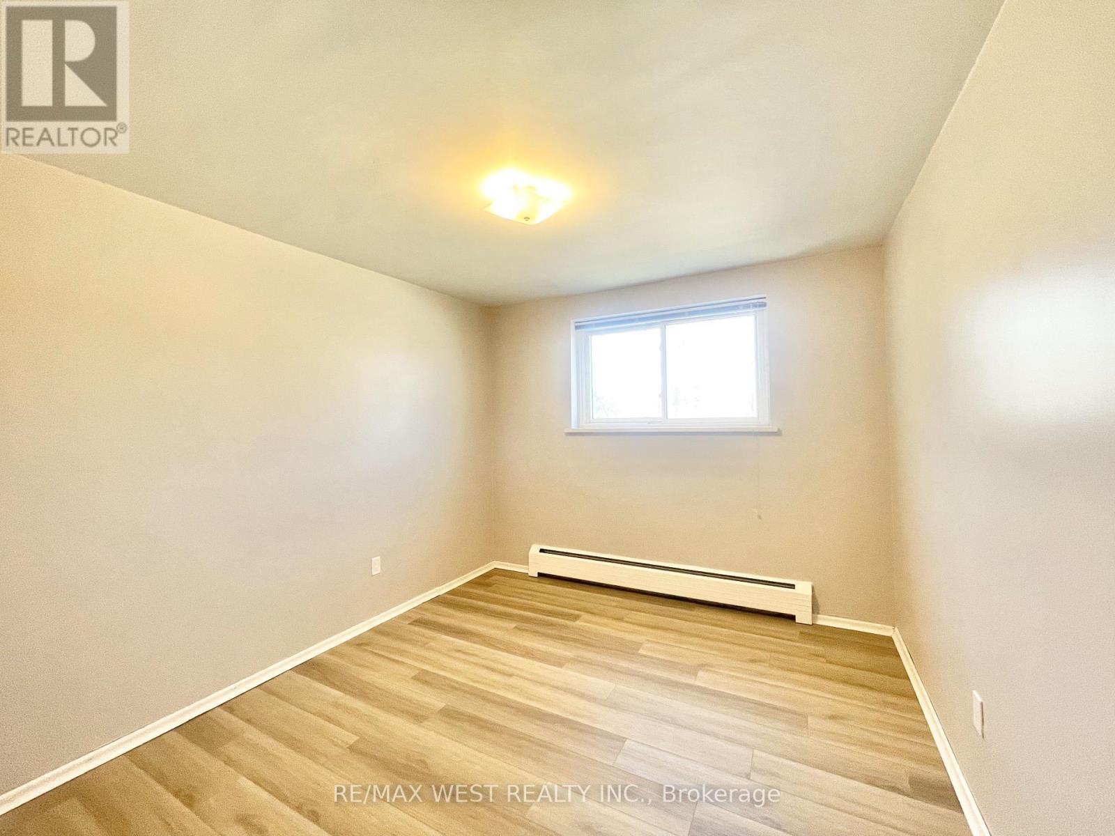 770 Hughson Street Property Photo 33