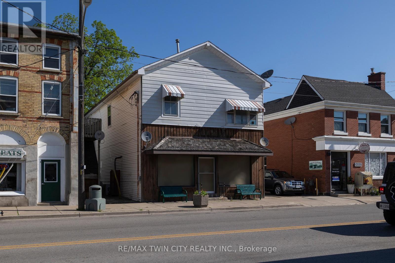122 King Street Property Photo 1