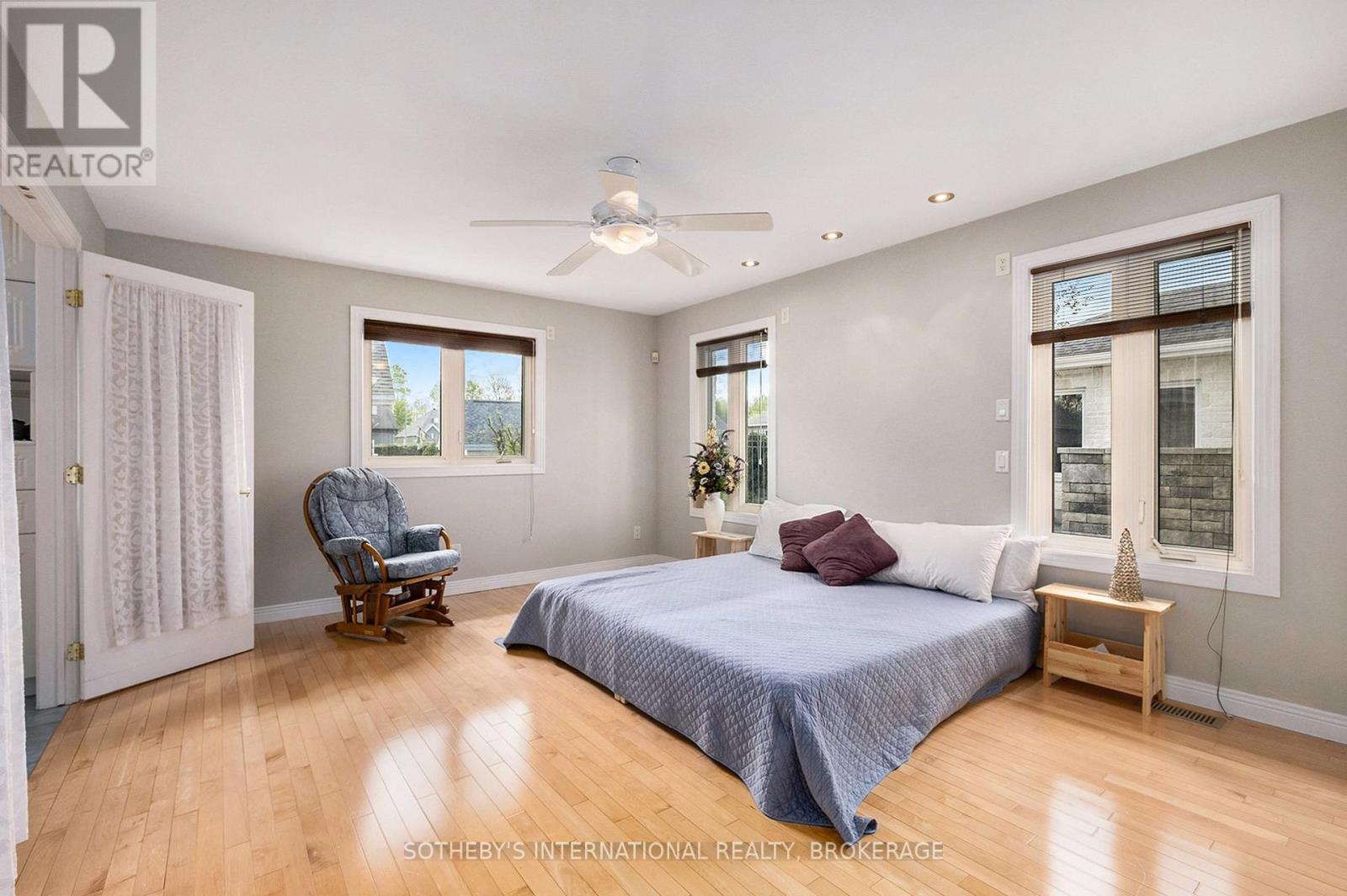 389 Albert Street Property Photo 10