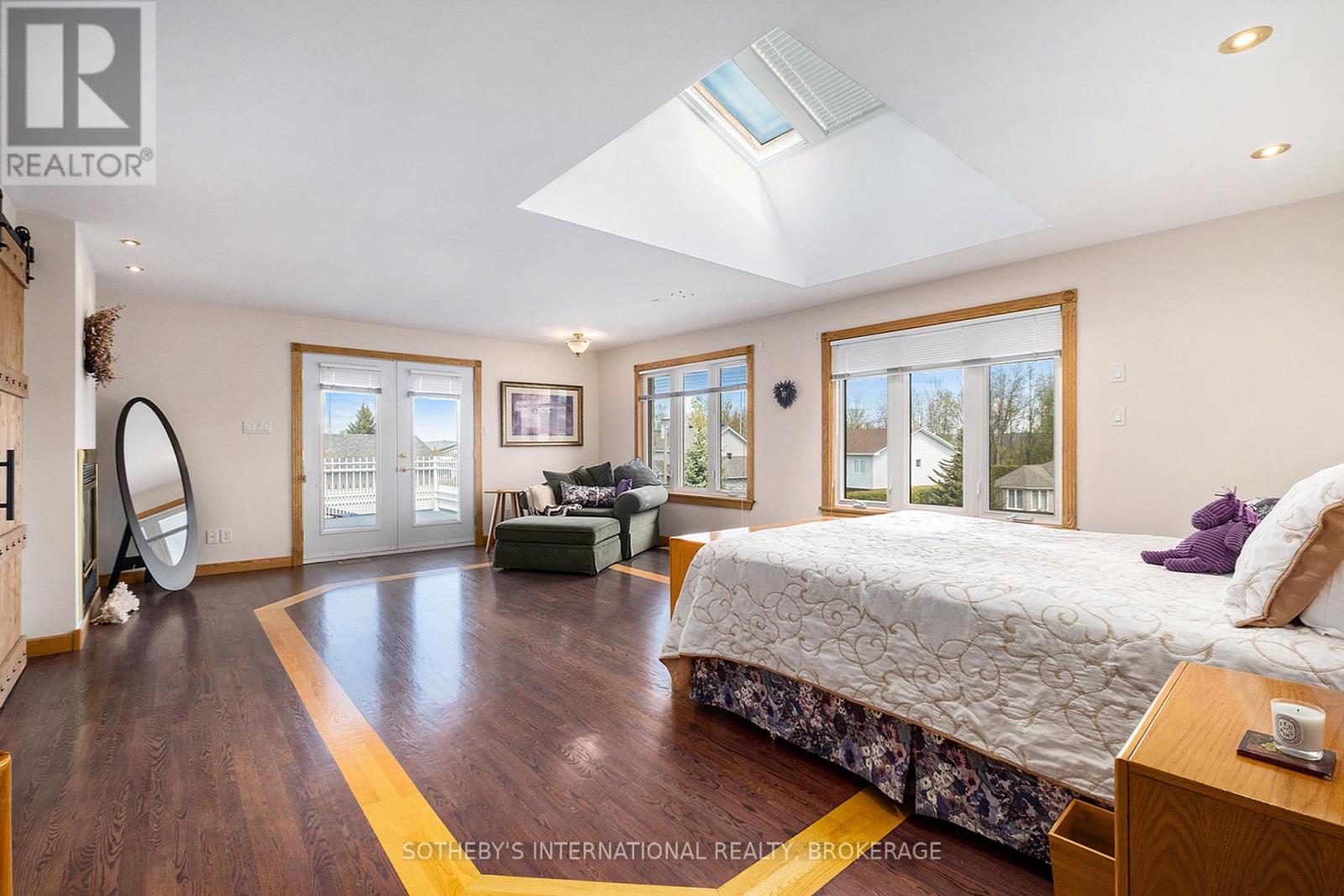 389 Albert Street Property Photo 15