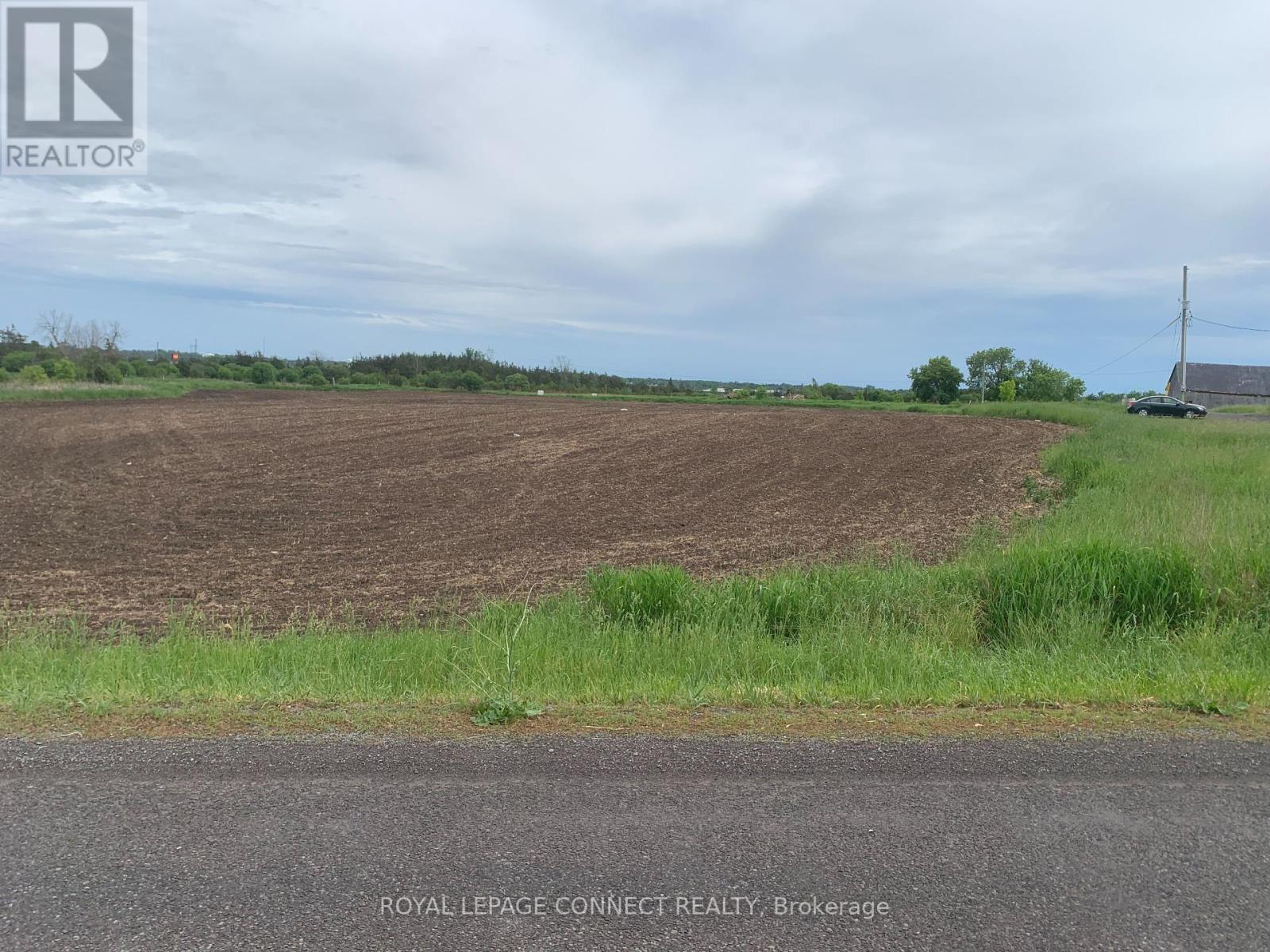 208 Drive In Road Property Photo 5