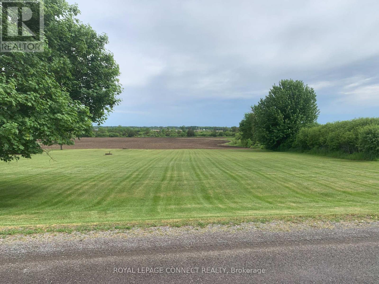 208 Drive In Road Property Photo 6