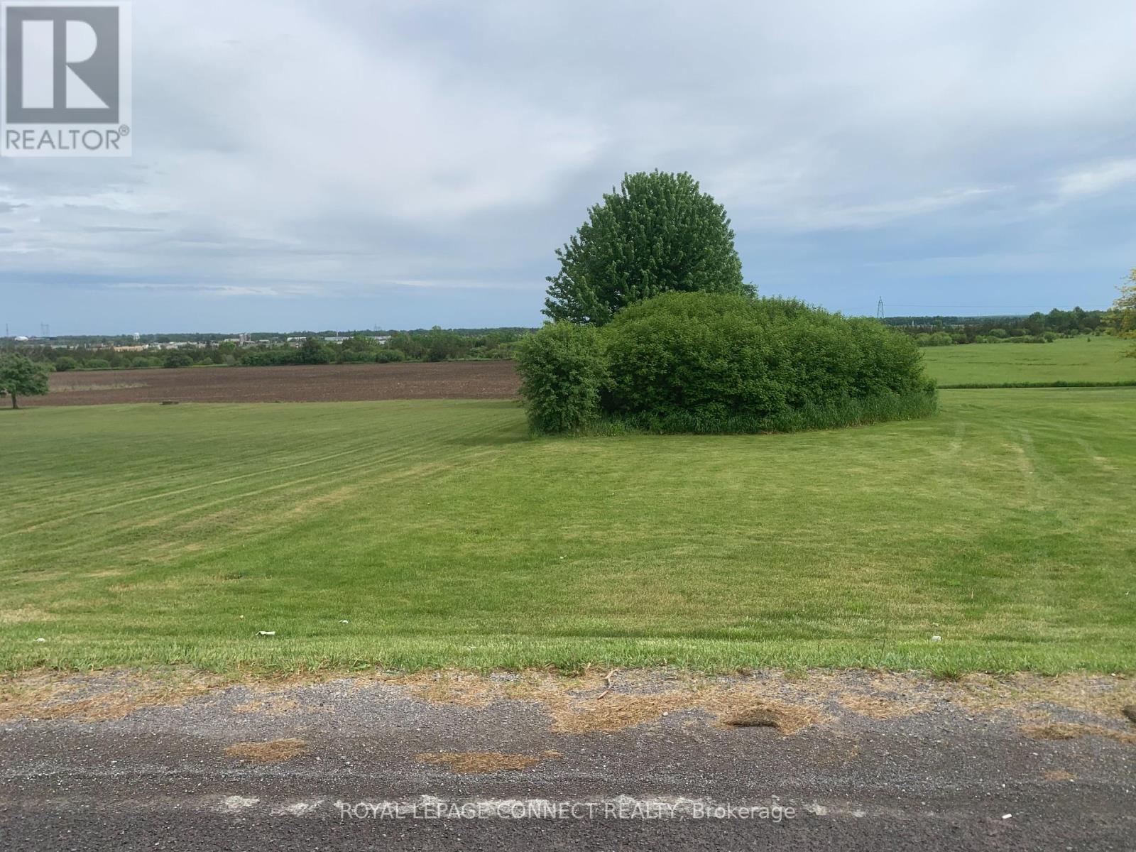 208 Drive In Road Property Photo 8