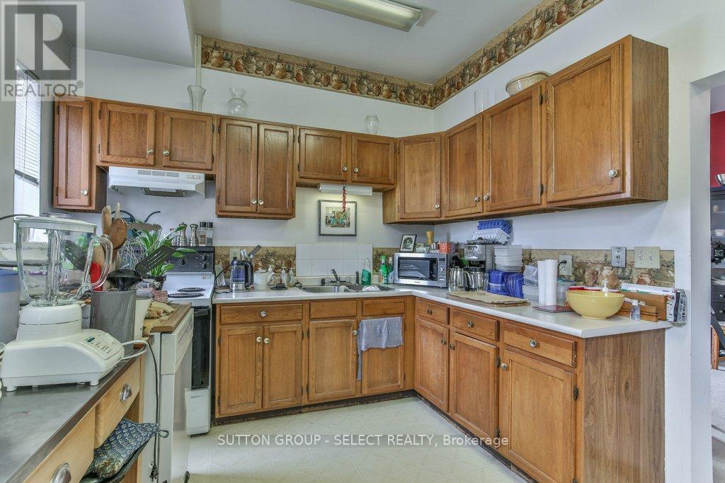330 Burwell Street Property Photo 4
